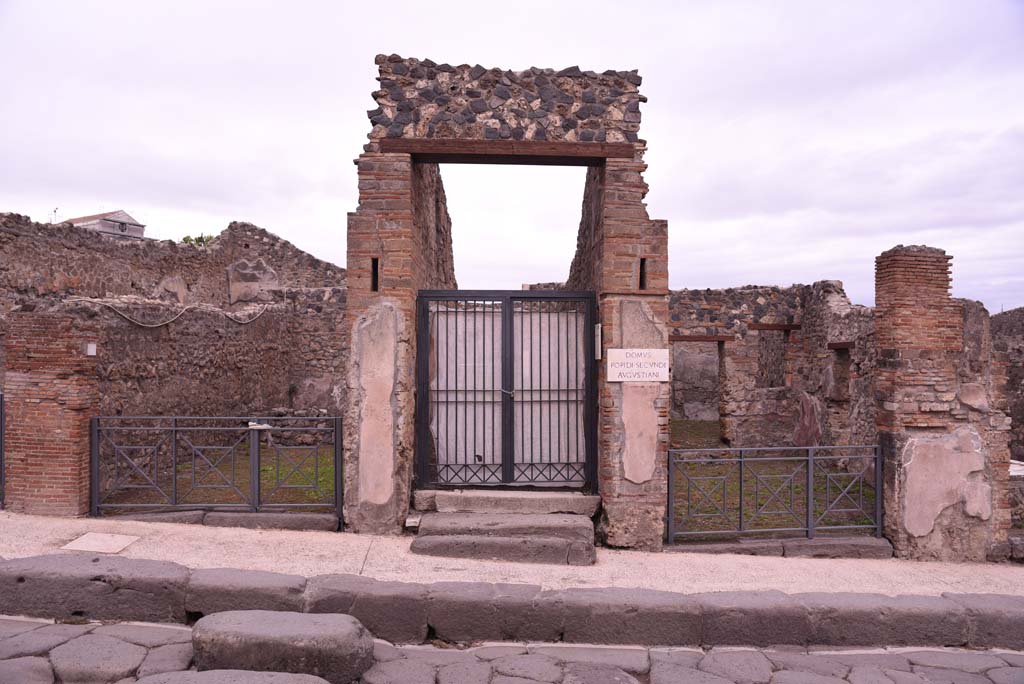I.4.5, in centre, with I.4.6, on left, and I.4.4, on right, Pompeii. October 2019. Looking east towards entrance doorways. 
Foto Tobias Busen, ERC Grant 681269 DCOR.
