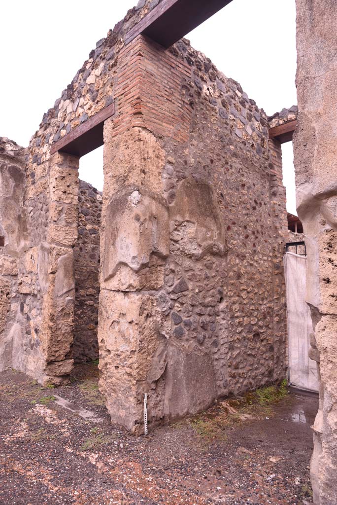 I.4.25 Pompeii. October 2019. Fauces/entrance corridor 46, looking towards west side from atrium.
Foto Tobias Busen, ERC Grant 681269 DCOR.
