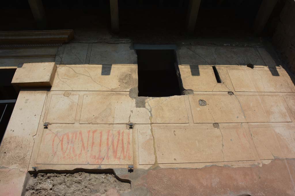 I.6.15 Pompeii. March 2019. Front faade on east (right) side of entrance doorway.        
Foto Annette Haug, ERC Grant 681269 DCOR
