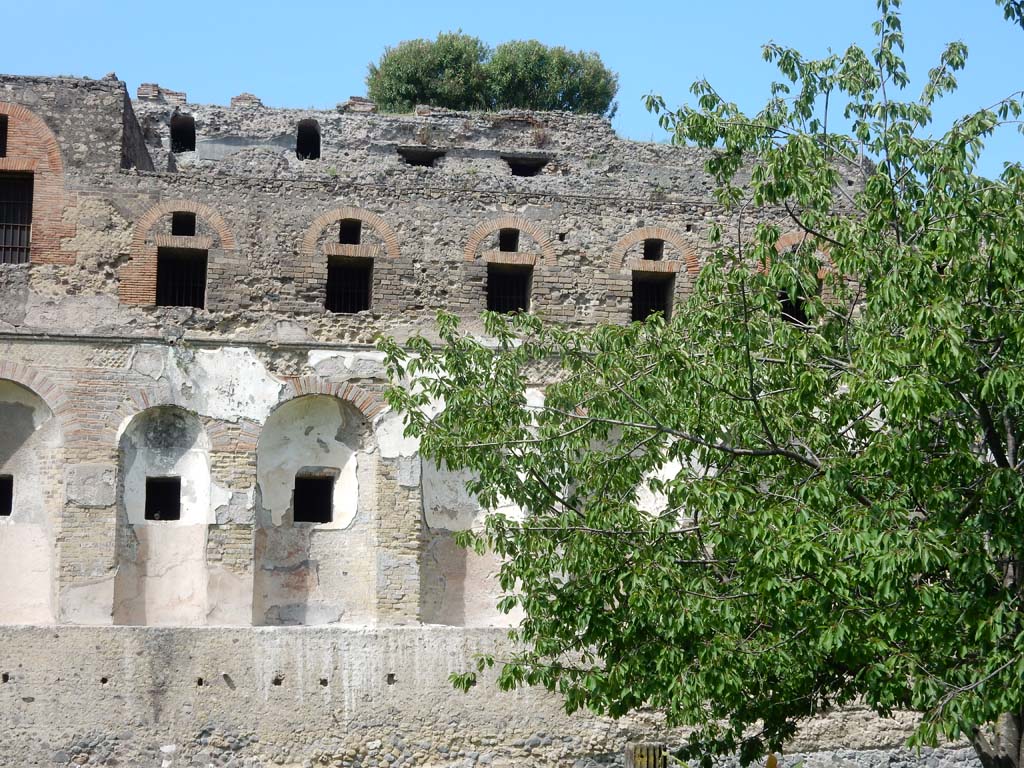 VIII.2.20 Pompeii, June 2019. Sarno Baths complex with upper floors, from the rear. Photo courtesy of Buzz Ferebee.