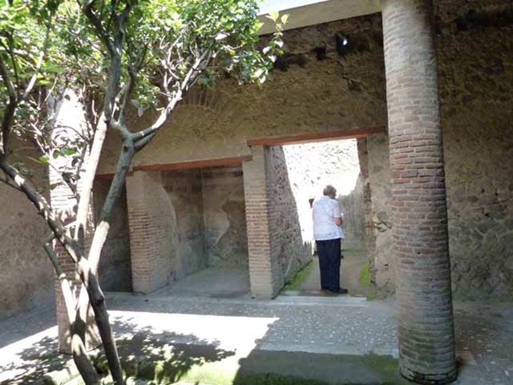 Villa of Mysteries, Pompeii. May 2010. East side of room 62, with doorways to corridor to kitchen, and rooms 42 and 43.