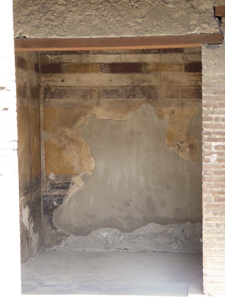 Villa of Mysteries, Pompeii. September 2017. Room 42, eats wall of apodyterium or changing room.
Foto Annette Haug, ERC Grant 681269 DÉCOR.

