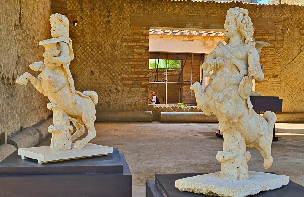 Oplontis Villa of Poppea, October 2023. Portico 33, two of the Centaurs on display in room 21. Photo courtesy of Giuseppe Ciaramella. 