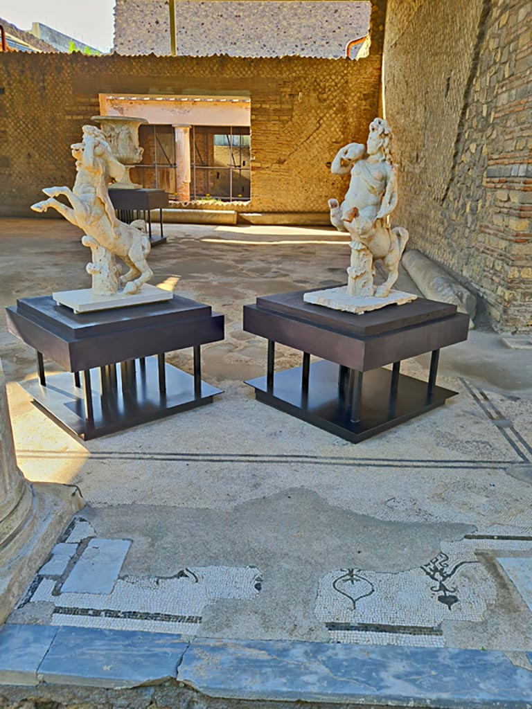 Oplontis Villa of Poppea, October 2023. 
Portico 33, two of the Centaurs on display in room 21. Photo courtesy of Giuseppe Ciaramella. 

