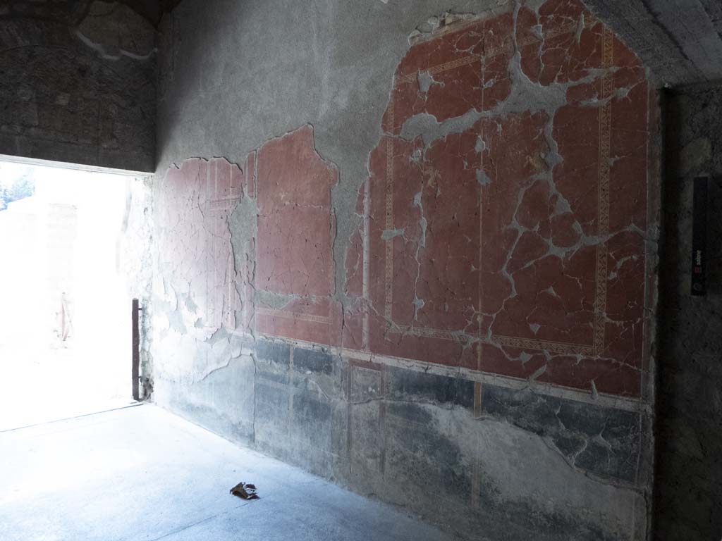 Oplontis Villa of Poppea, September 2017. Room 79, looking towards south wall.
Foto Annette Haug, ERC Grant 681269 DÉCOR.
