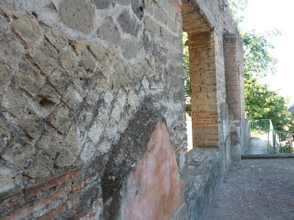 Stabiae, Villa Arianna, September 2015. Room G and terrace, west wall and window onto Portico H, and steps to lower areas, on right.