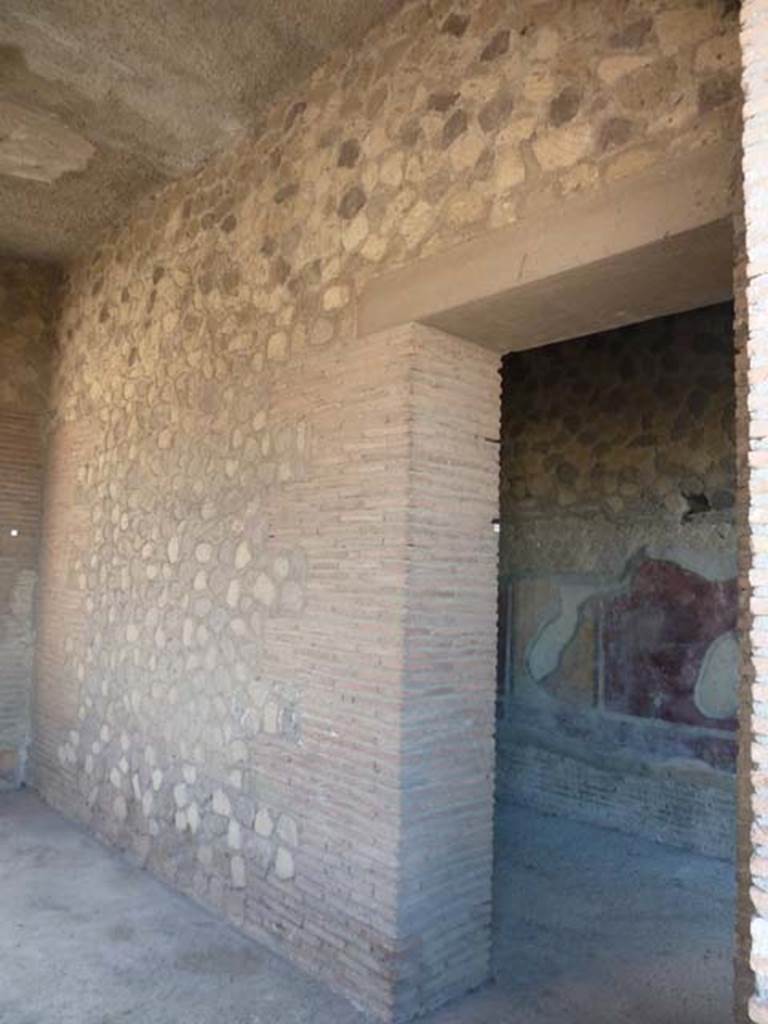 Stabiae, Villa Arianna, September 2015. Room E, west wall with doorway to room F.