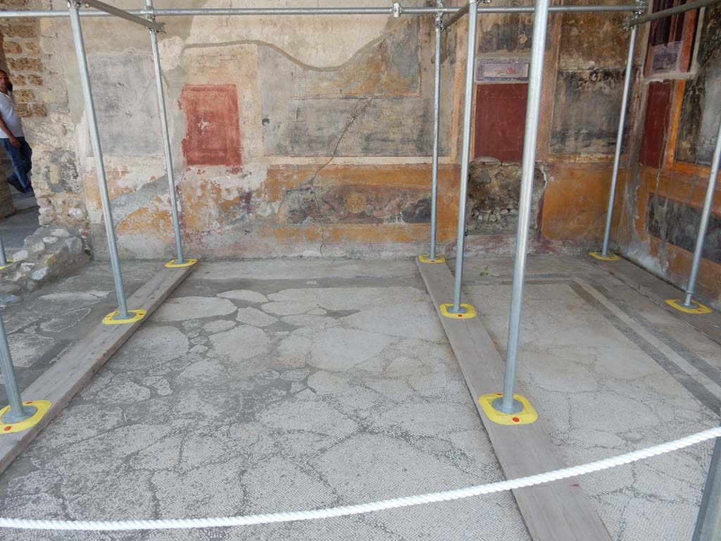 Stabiae, Villa Arianna, June 2019. Room 42, looking towards south wall, and south-west corner.
Photo courtesy of Buzz Ferebee.
