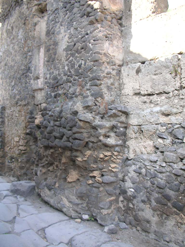 Porta di Nocera or Nuceria Gate, Pompeii. May 2010. 
Detail from east side of gate. Photo courtesy of Ivo van der Graaff.

