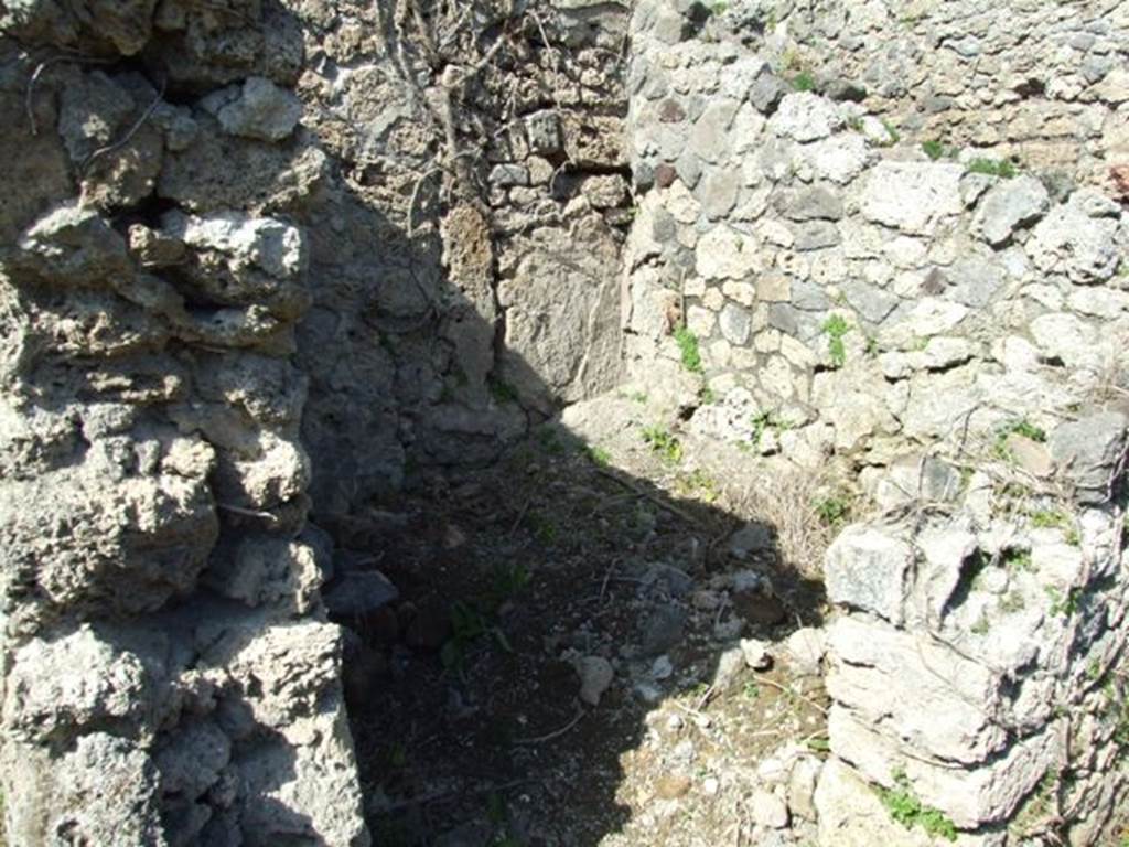 I.2.20 Pompeii.  March 2009. Small room on north side of entrance.