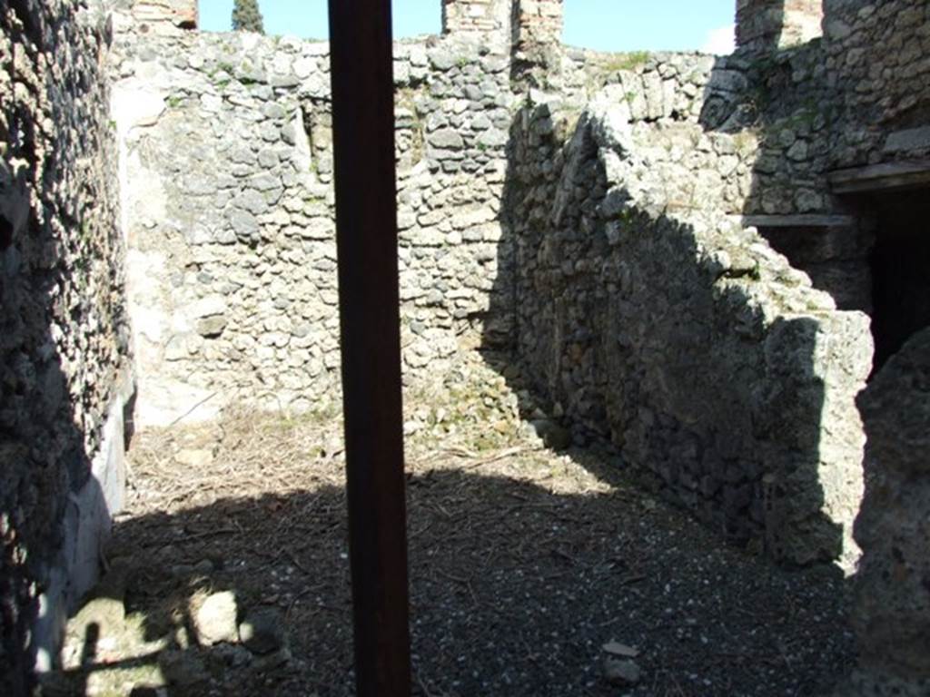 I.3.31 Pompeii. March 2009. Looking east across second triclinium towards south-east corner. This room would have been below the spacious oecus on the west side of the upper peristyle, now collapsed.
