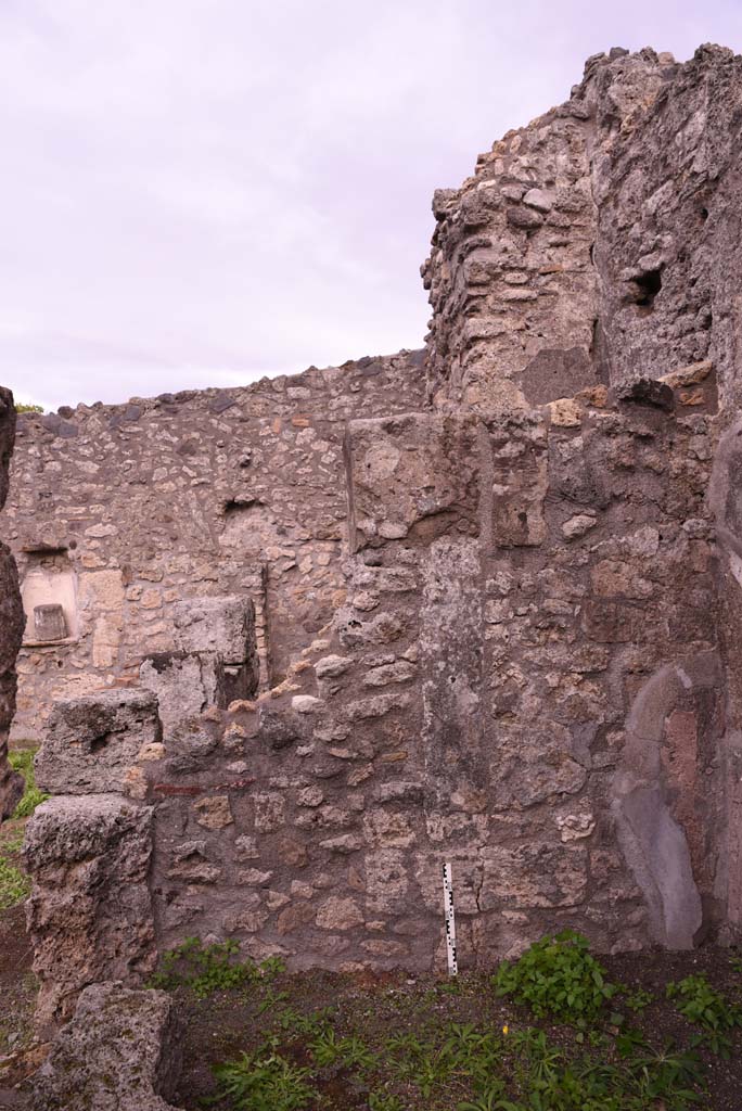 I.4.9 Pompeii. October 2019. Room g, east wall.
Foto Tobias Busen, ERC Grant 681269 DCOR.
