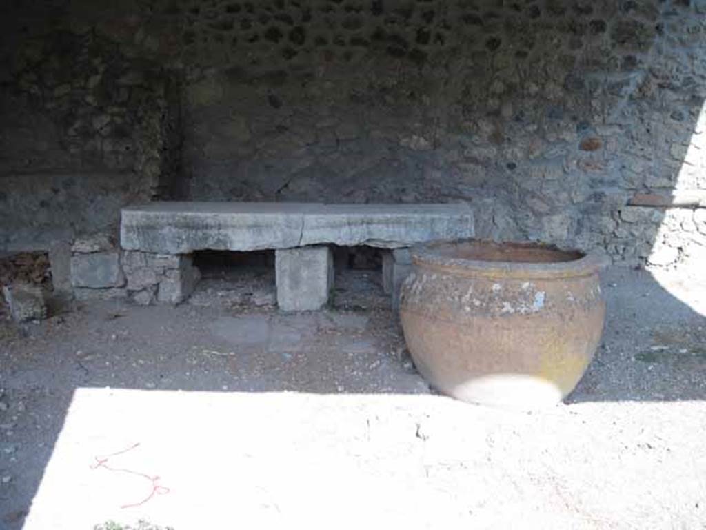 I.5.2 Pompeii. September 2010. Looking east across fourth divided compartment. Photo courtesy of Drew Baker.
