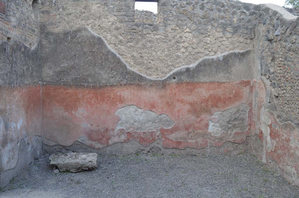 I.13.13 Pompeii. October 2017. 
Looking north-east across counter towards doorway in north wall leading into atrium of I.13.12.
Foto Taylor Lauritsen, ERC Grant 681269 DÉCOR.

