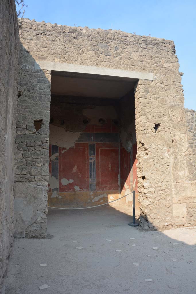 II.2.2 Pompeii. July 2017. Room “b”, looking north-west from atrium.
Foto Annette Haug, ERC Grant 681269 DÉCOR.
