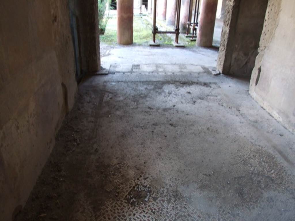 V.2.i Pompeii. December 2007. 
Room 14, looking east from west end towards peristyle across antecamera of apodyterium or dressing room.
