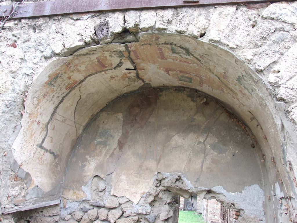 VII.2.20 Pompeii. December 2007. Recess in north end of east wall of peristyle garden.  