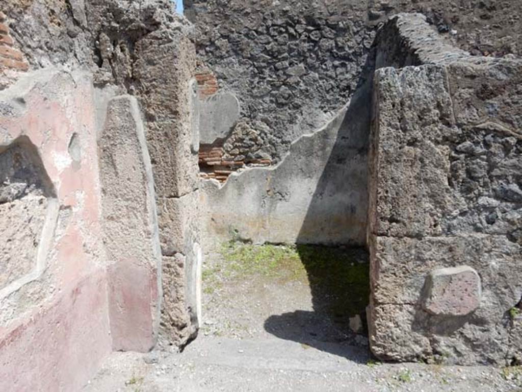 VII.4.48 Pompeii. May 2015. Doorway  to room 3 in north-east corner of atrium.
Photo courtesy of Buzz Ferebee.
