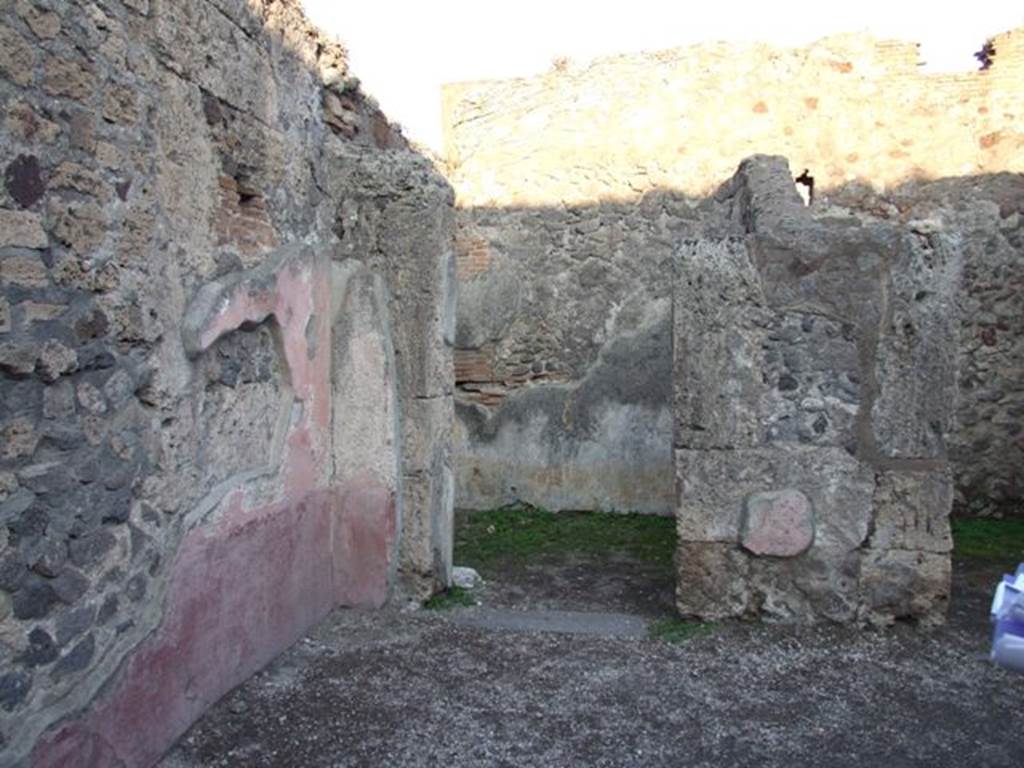 VII.4.48 Pompeii. December 2007. Doorway to room 3, cubiculum.