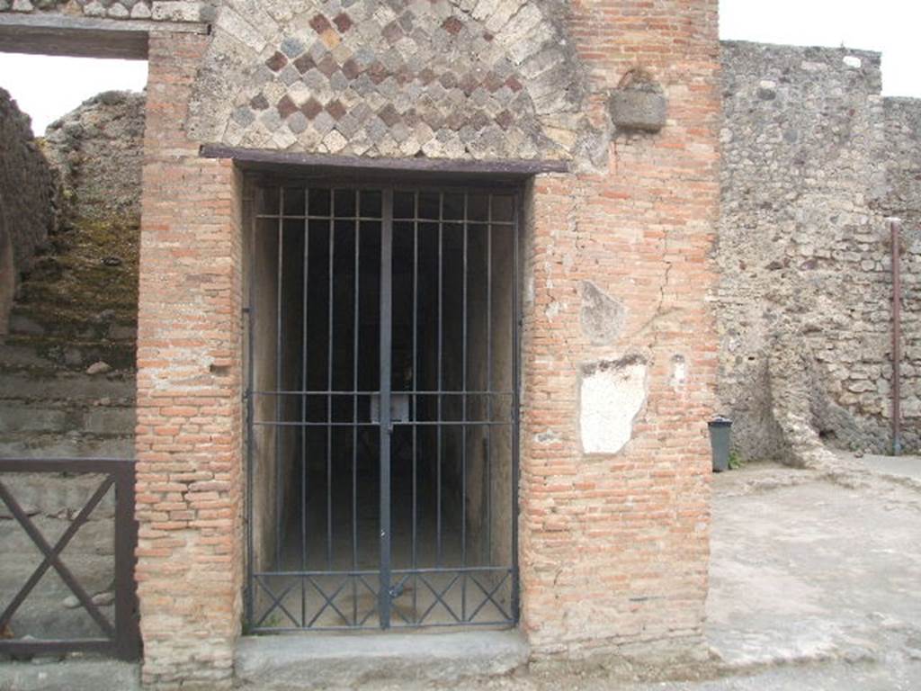VII.5.2 Pompeii. May 2005. Entrance (17 on plan) to mens baths.