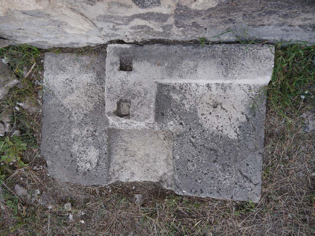 VII.8.01 Pompeii. September 2018. Looking north, detail of paving.  
Foto Anne Kleineberg, ERC Grant 681269 DÉCOR.
