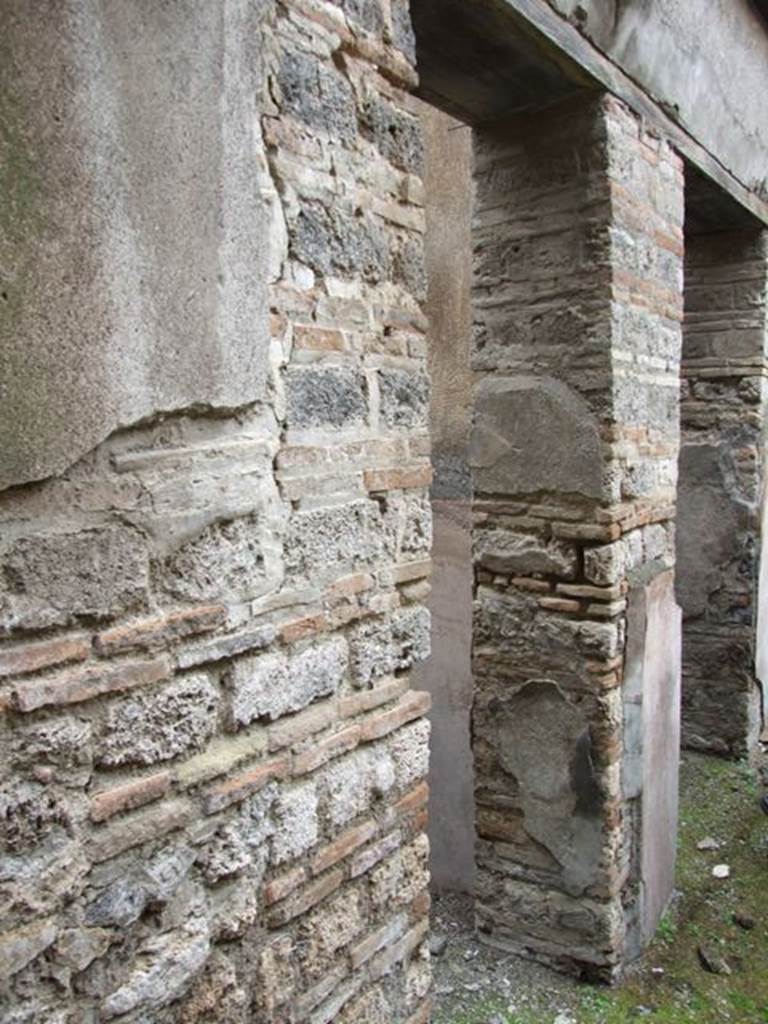 VII.11.14 Pompeii. March 2009. Room 8, atrium with doorways on south side of atrium to rooms 14 and 15.