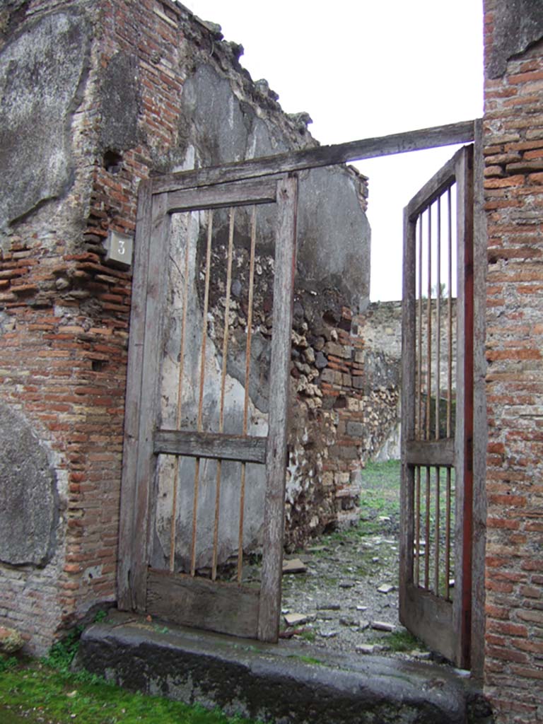 VIII.2.3 Pompeii. December 2005. Entrance doorway, looking south.