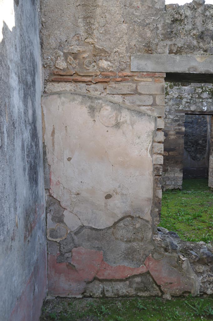 VIII.3.12 Pompeii. January 2024. 
South wall of triclinium in south-east corner near window. Photo courtesy of Domenico Esposito.

