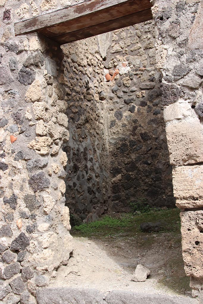 IX.7.15 Pompeii. October 2024. Looking towards north-east corner. Photo courtesy of Klaus Heese.