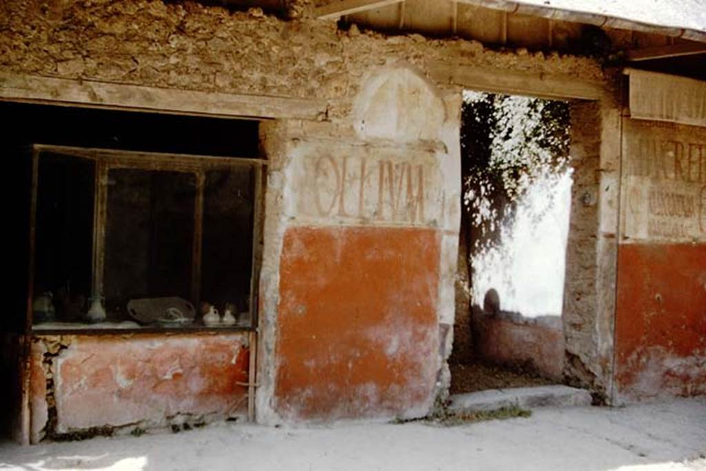 IX.11.2 Pompeii.1959. Entrance doorway to IX.11.2, on left, and IX.11.3, on right. 
Photo by Stanley A. Jashemski.
Source: The Wilhelmina and Stanley A. Jashemski archive in the University of Maryland Library, Special Collections (See collection page) and made available under the Creative Commons Attribution-Non Commercial License v.4. See Licence and use details.
J59f0517
