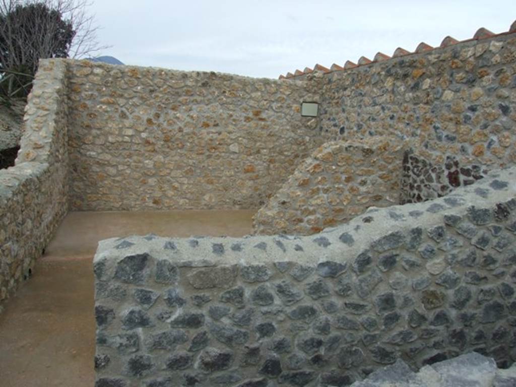 IX.14.4 Pompeii. December 2007. Reconstructed rear upper level.