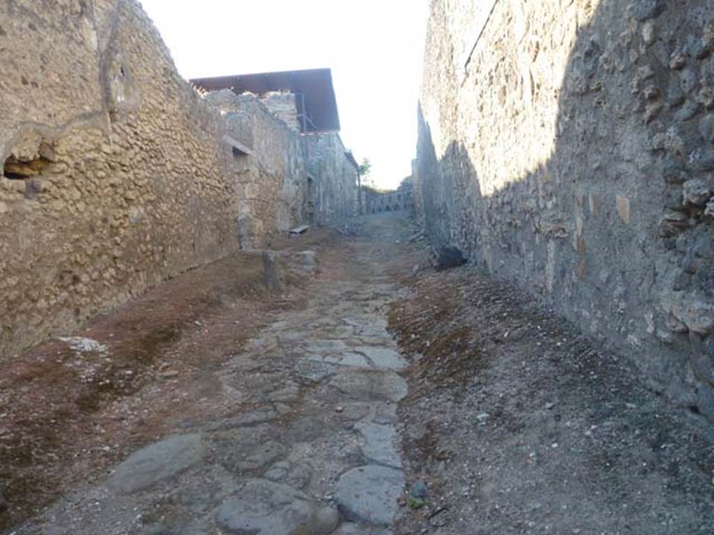 Vicolo dei Gladiatori. June 2012. Looking north. Photo courtesy of Michael Binns.