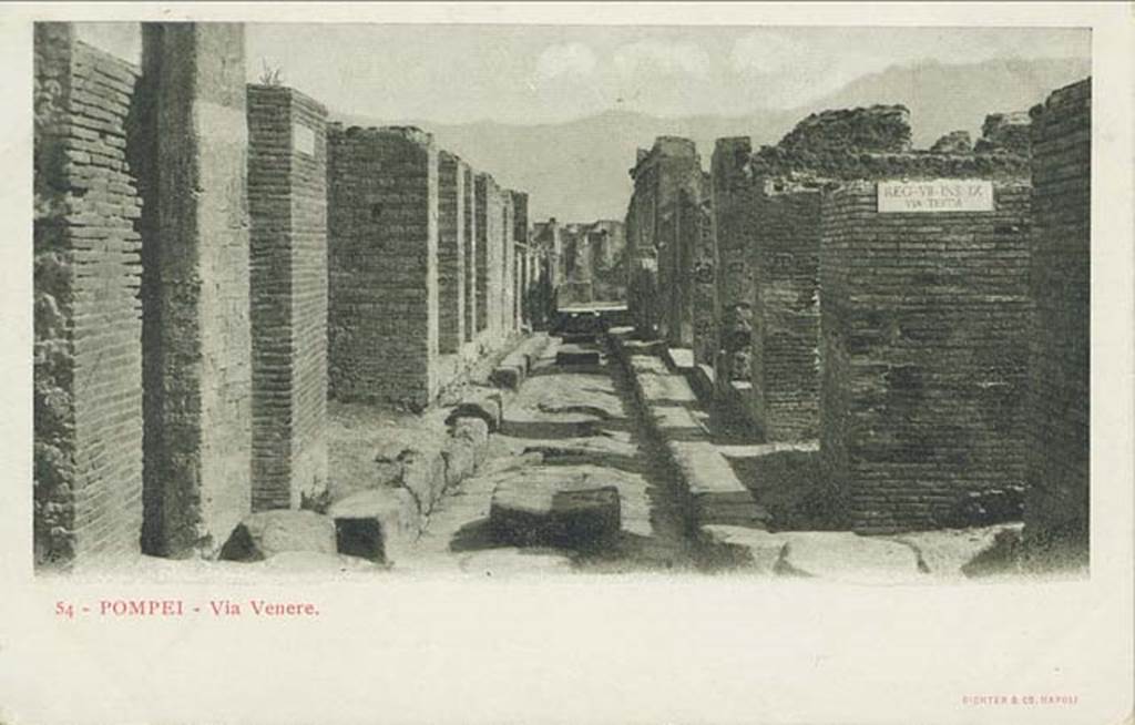 Vicolo di Eumachia between VII.10 and VII.9, described as Via Venere. Late 19th Century.
Looking south from junction with Vicolo del Balcone Pensile, described as Via Tertia, on right. Photo courtesy of Rick Bauer.

 
