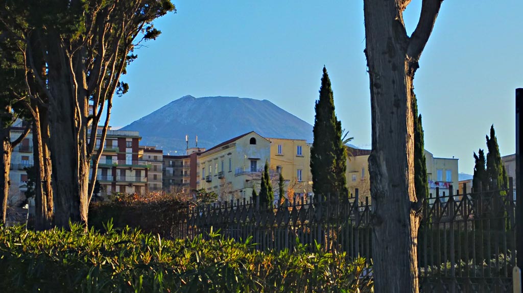 Vesuvius, from Herculaneum. Photo taken between October 2014 and November 2019. Photo courtesy of Giuseppe Ciaramella.


