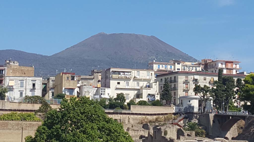 Vesuvius. September 2019. Looking towards the volcano from Herculaneum. Photo courtesy of Klaus Heese.